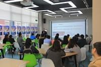 “职”为你来 满堂彩校园招聘走进两校园