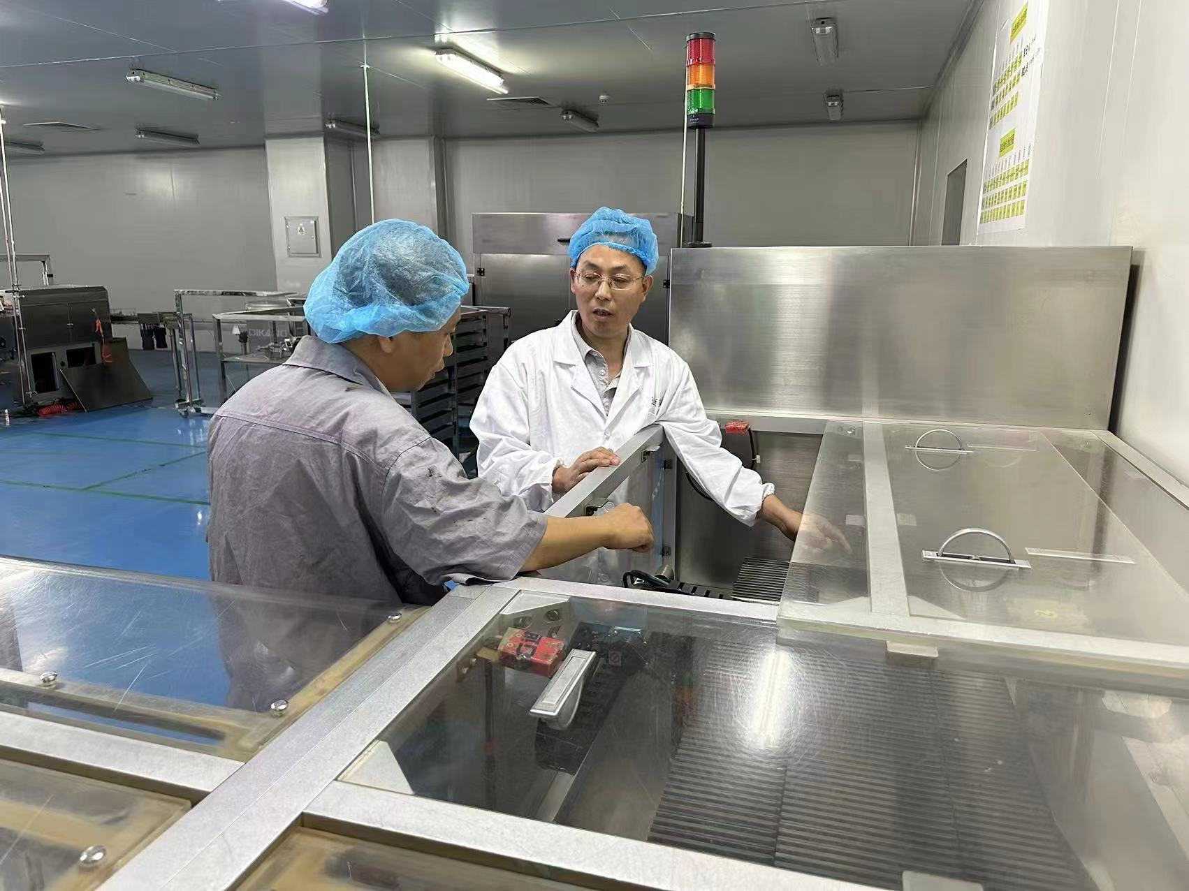 【满堂彩药业30周年人物专访】同心30载 偕行满堂彩人——（十五）高尚彬：想不是步伐，，，，，干才有用果！